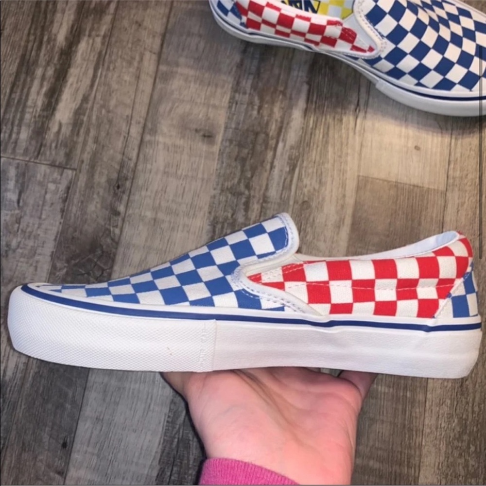 Vans red blue checkered slip on pro shoes sneakers - Picture 3 of 6